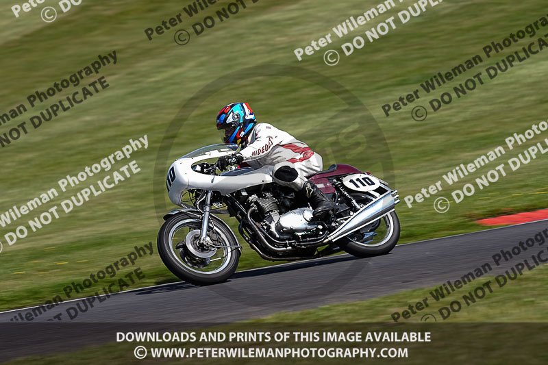 Vintage motorcycle club;eventdigitalimages;mallory park;mallory park trackday photographs;no limits trackdays;peter wileman photography;trackday digital images;trackday photos;vmcc festival 1000 bikes photographs